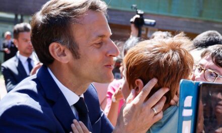 Zgjedhjet në Francë, Macron rrezikon të humbasë shumicën