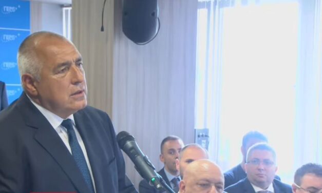 Opozita bullgare: I hapim rrugë negociatave për Shqipërinë dhe RMV
