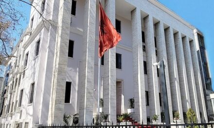 Grabiti 140 mln euro përmes mashtrimit kompjuterik, Gjykata e Lartë refuzon kërkesën për ekstradim e të riut kinez