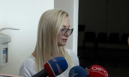 “Qytetari ynë i pafajshëm”, konsullja e Ukrainës nuk lejohet të marrë pjesë në seancë