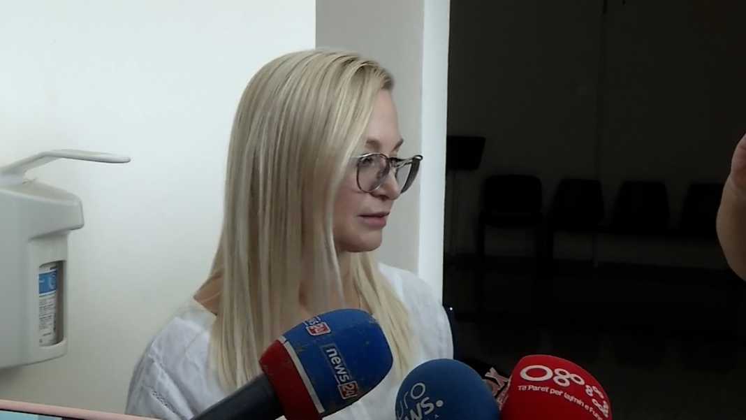 “Qytetari ynë i pafajshëm”, konsullja e Ukrainës nuk lejohet të marrë pjesë në seancë
