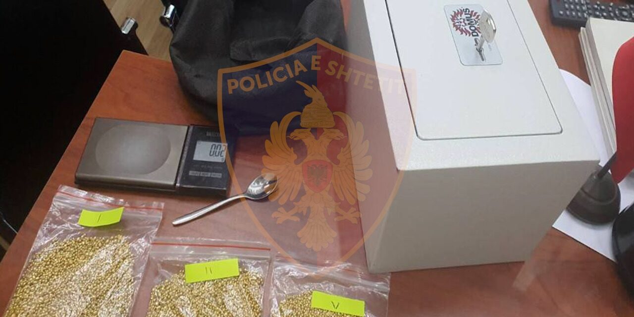 Shitën ar të rremë me vlerë 200 mijë euro, arrestohen dy italianët në Elbasan