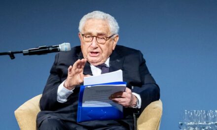 Kissinger paralajmëron: SHBA është në prag të luftës me Rusinë dhe Kinën
