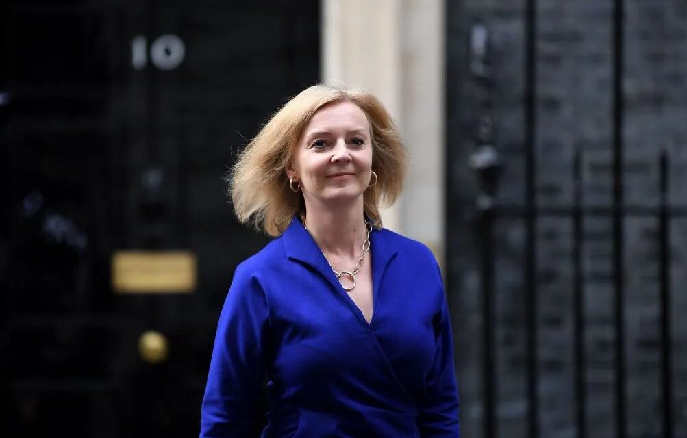Çfarë duhet të dini rreth Liz Truss: Kush është kryeministrja e re e Britanisë së Madhe