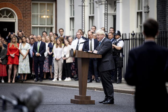 Boris Johnson falënderon edhe qenin e tij në fjalimin e lamtumirës