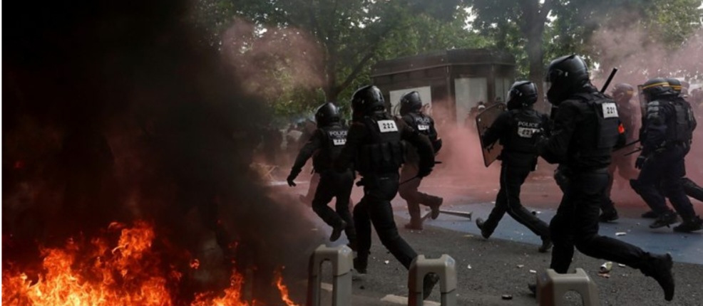Protestat për 1 majin në Francë, 108 oficerë policie të plagosur në përleshjet me protestuesit. 291 të arrestuar, ja sa persona morën pjesë