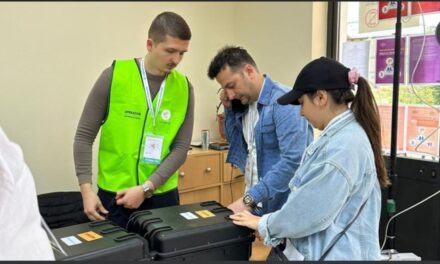 Votat në Tiranë, 344 nga 941 kuti të numëruara, ja si ndahen mandatet për Këshillin Bashkiak (Emrat)