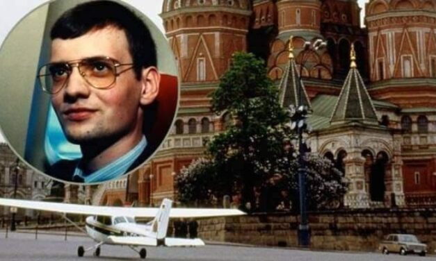 Ç’ndodhi 46 vjet më parë në Sheshin e Kuq në Moskë…