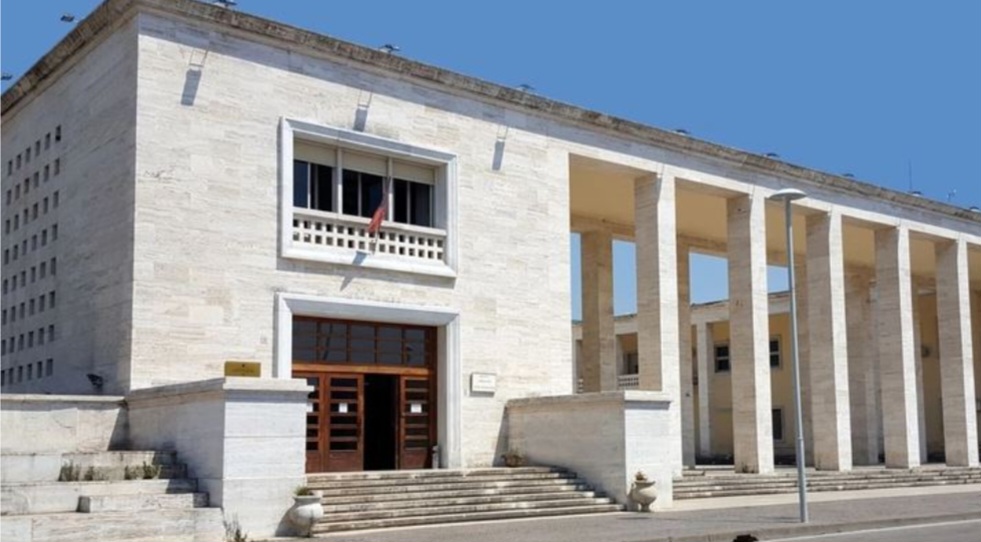 VKM për mbylljen, Instituti i Albanologjisë çon në gjyq qeverinë, kërkon shfuqizimin e vendimit