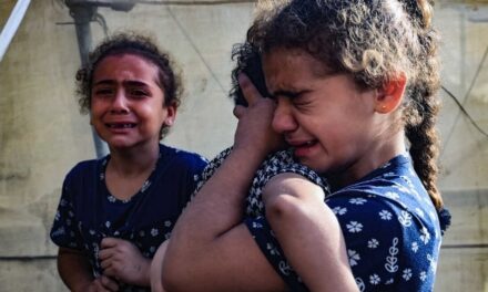 Tmerri i luftës në Gaza: mijëra fëmijë të vrarë